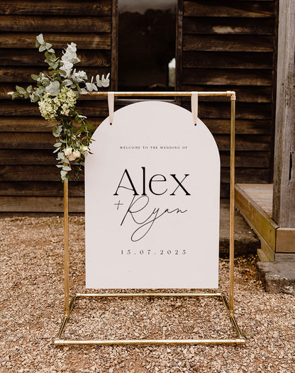 Alex | Minimal Welcome Sign - Ivy and Gold Wedding Stationery