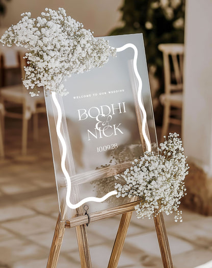 Bodhi | Wavy Welcome Sign - Ivy and Gold Wedding Stationery