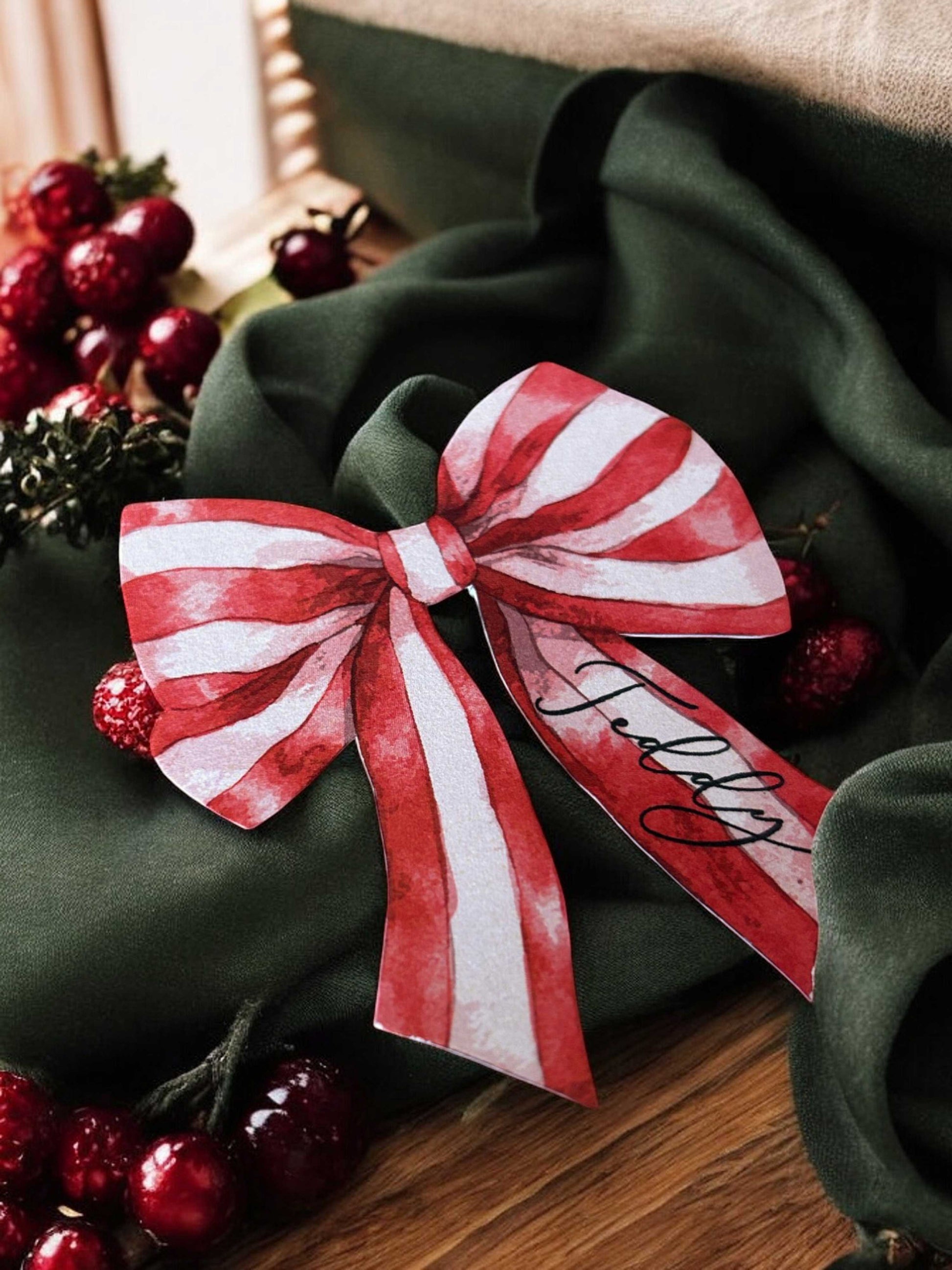 Candy Cane Ribbon Place Cards - Ivy and Gold Wedding Stationery