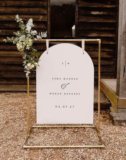 Zara | Minimalist Welcome Sign - Ivy and Gold Wedding Stationery